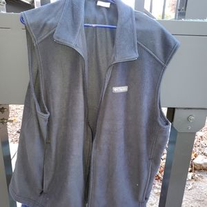 Columbia Unisex Black Vest XXL